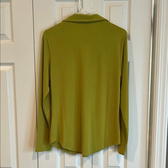 Green Long Sleeve Button Down Shirt - Picture 3 of 3